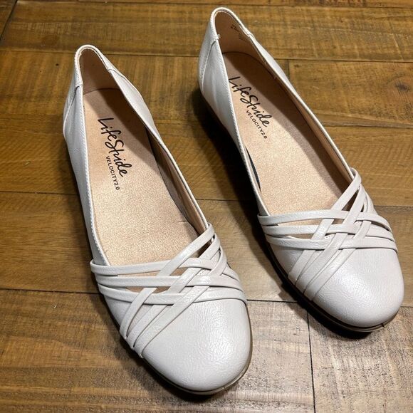 NWOT Life Stride Velocity 2.0 Slip On - Picture 2 of 9